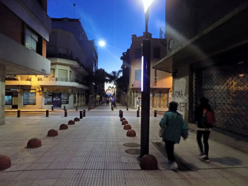 Noche en la peatonal