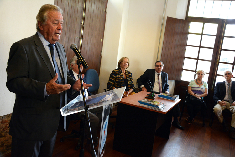 Moreira durante la oratoria