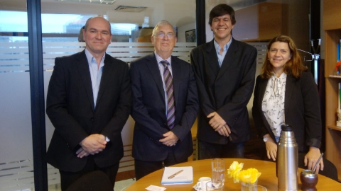 Cooperación con Reino Unido
