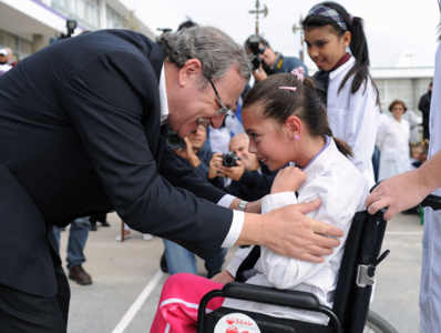 inauguración Ehrlich con alumna