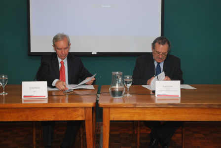 Marchesi y Ehrlich firmando