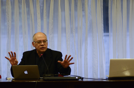 Dr. Manuel G&aacute;ndara