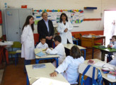 Ehrlich visita escuelas de Casavalle