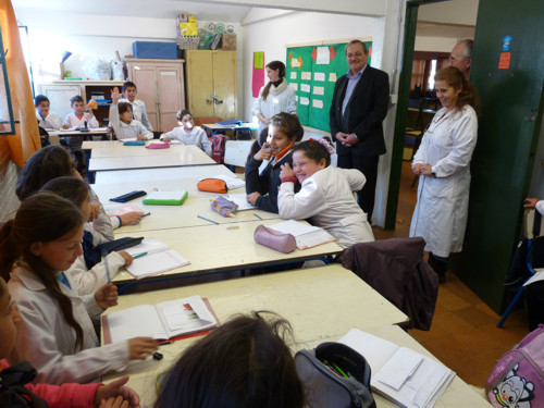 Ehrlich visita escuelas de Casavalle