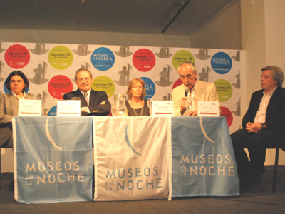 Mesa de autoridades