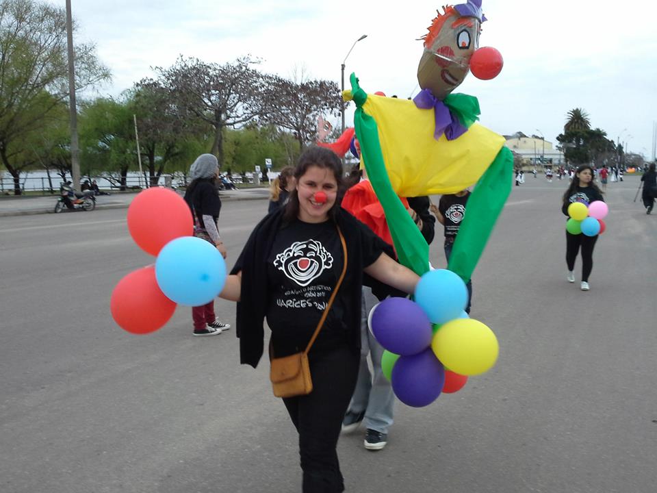 Mercedes de fiesta con el Encuentro de Arte y Juventud