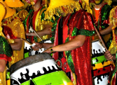 Comparsa tocando