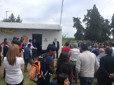 Ministro Ehrlich y asistentes al evento