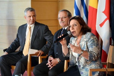 anita con riki