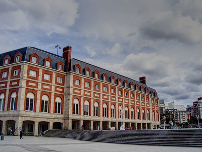 Fachada del Hotel Provincial