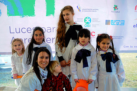 Niñas de escuelas rurales