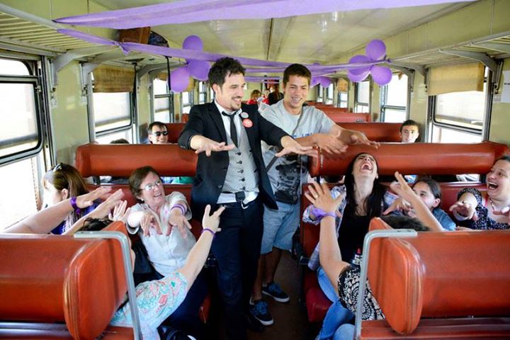 viaje en tren con animación