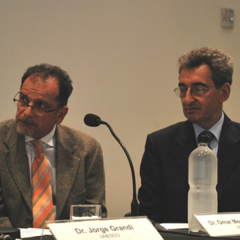 Grandi y Mesa