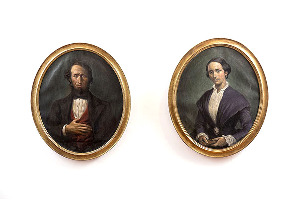 Retratos de Don Juan Manuel Zorrilla de San Martín y Doña Alejandrina del Pozo y Aragón padres del "Poeta de la Patria"