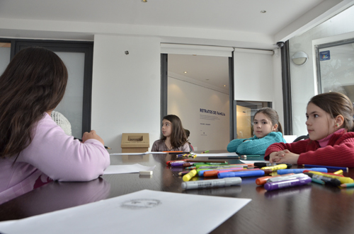Niños durante el taller