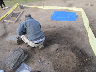 excavación arqueológica en Colonia