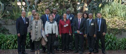 Foto: UNESCO. Viceministros participantes en la reunión Aprendizaje y Docencia, instancia en la  que se suscribió este compromiso.